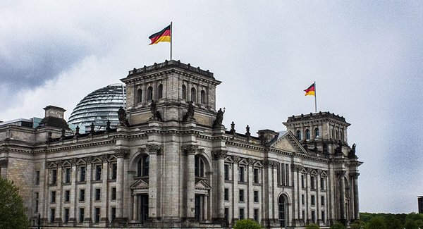 Das Gebäude des Deutschen Bundestags in Berlin